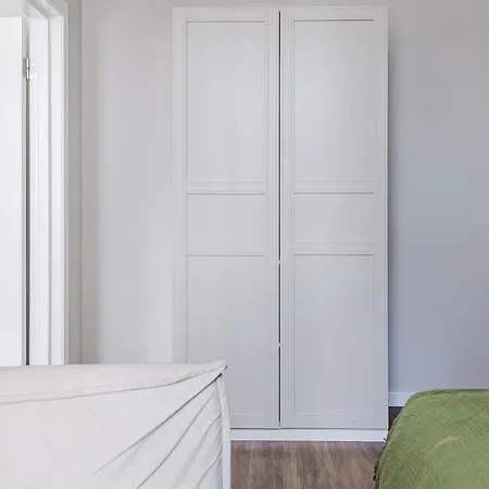 Appartement Flat In The Quiet Centre, Sleeps 6 *