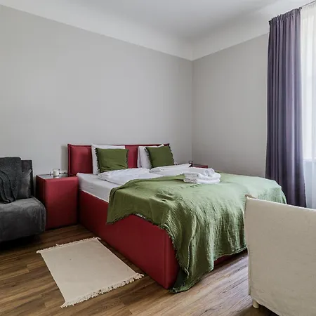 Appartement Flat In The Quiet Centre, Sleeps 6 *